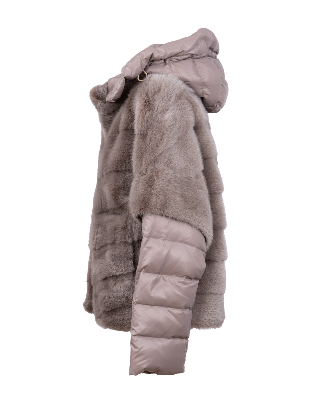 shop VIOLANTI Sales Giacchetto: Violanti pelliccia.
Cappuccio a contrasto rimovibile.
Maniche lunghe materiale a contrasto.
Chiusura frontale.
Vestibilità regolare.
Composizione: 100% Visone.
Fabbricato in Italia.. VL76 8000-809 number 4883405